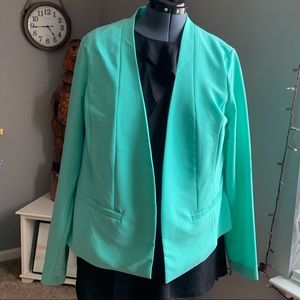 NWT- Torrid mint cropped blazer